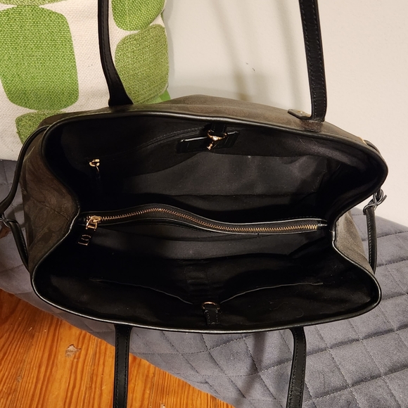 COACH Drawstring Carryall - Picture 4 of 8